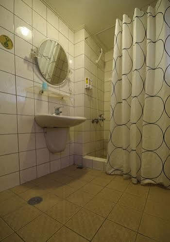 Royal Hotel Маджонг Экстерьер фото